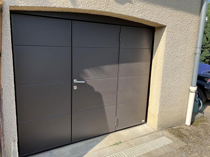 Porte de garage sectionnelle motorisée